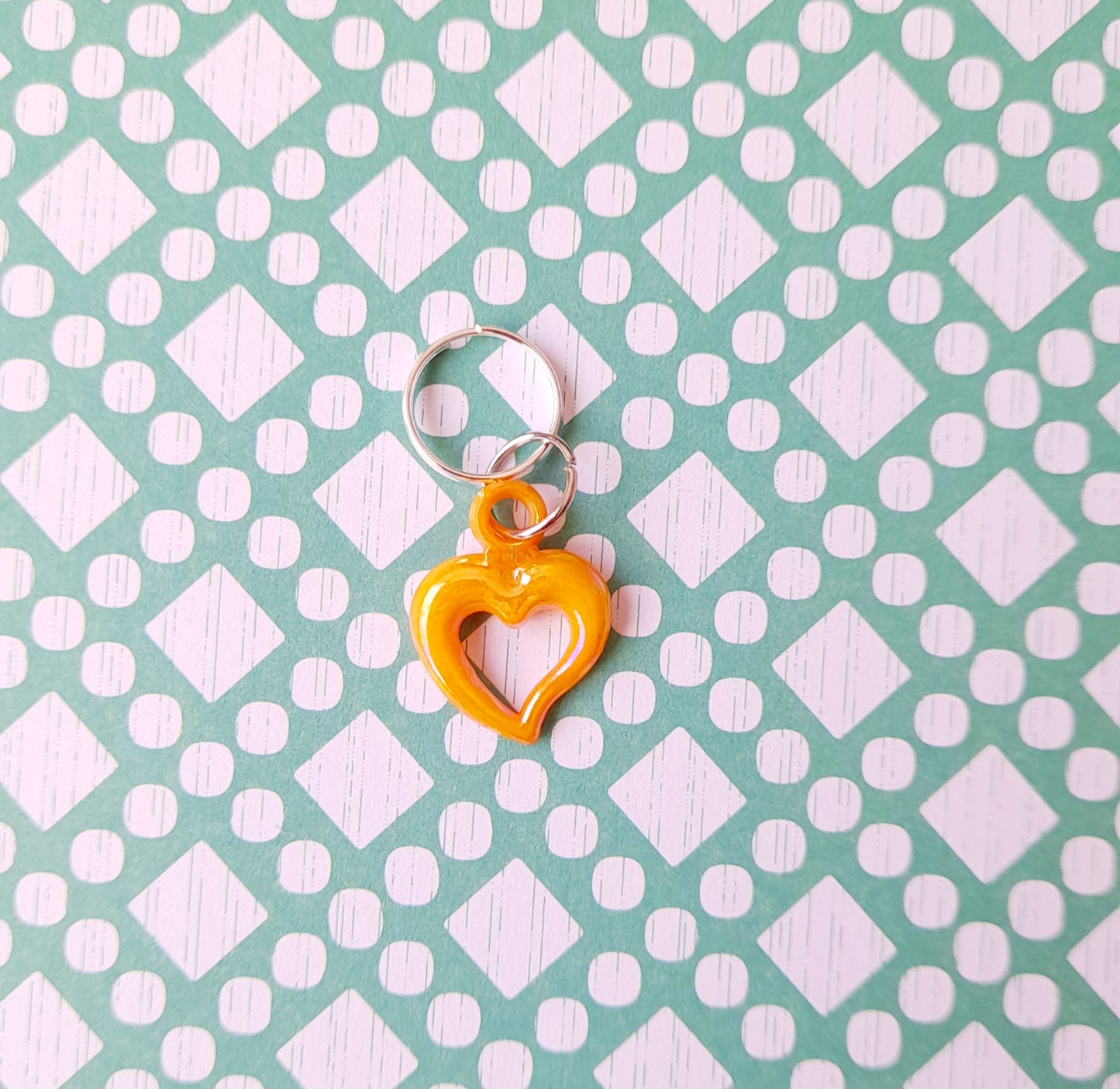 Funky heart stitch markers