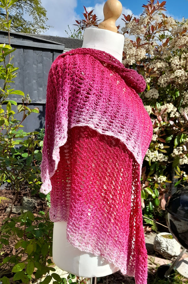 Aurora Nox crochet lace shawl pattern