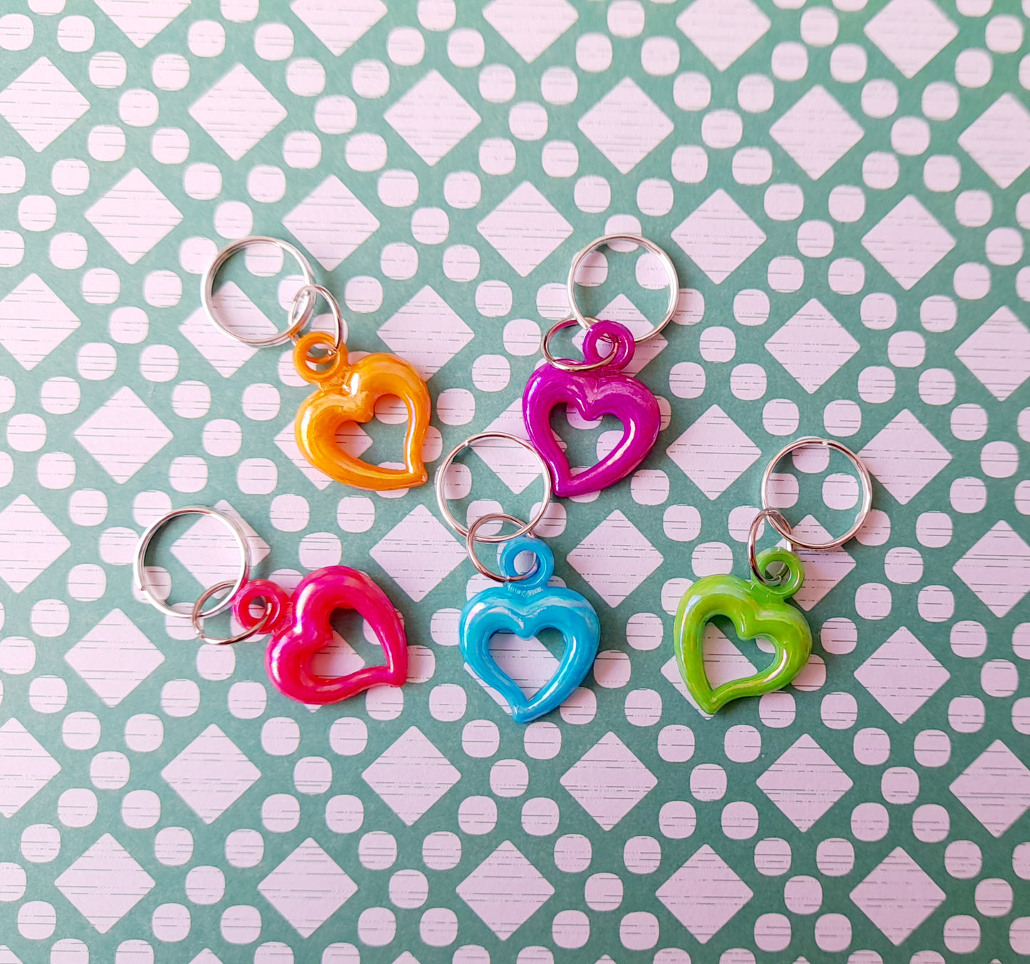 Funky heart stitch markers