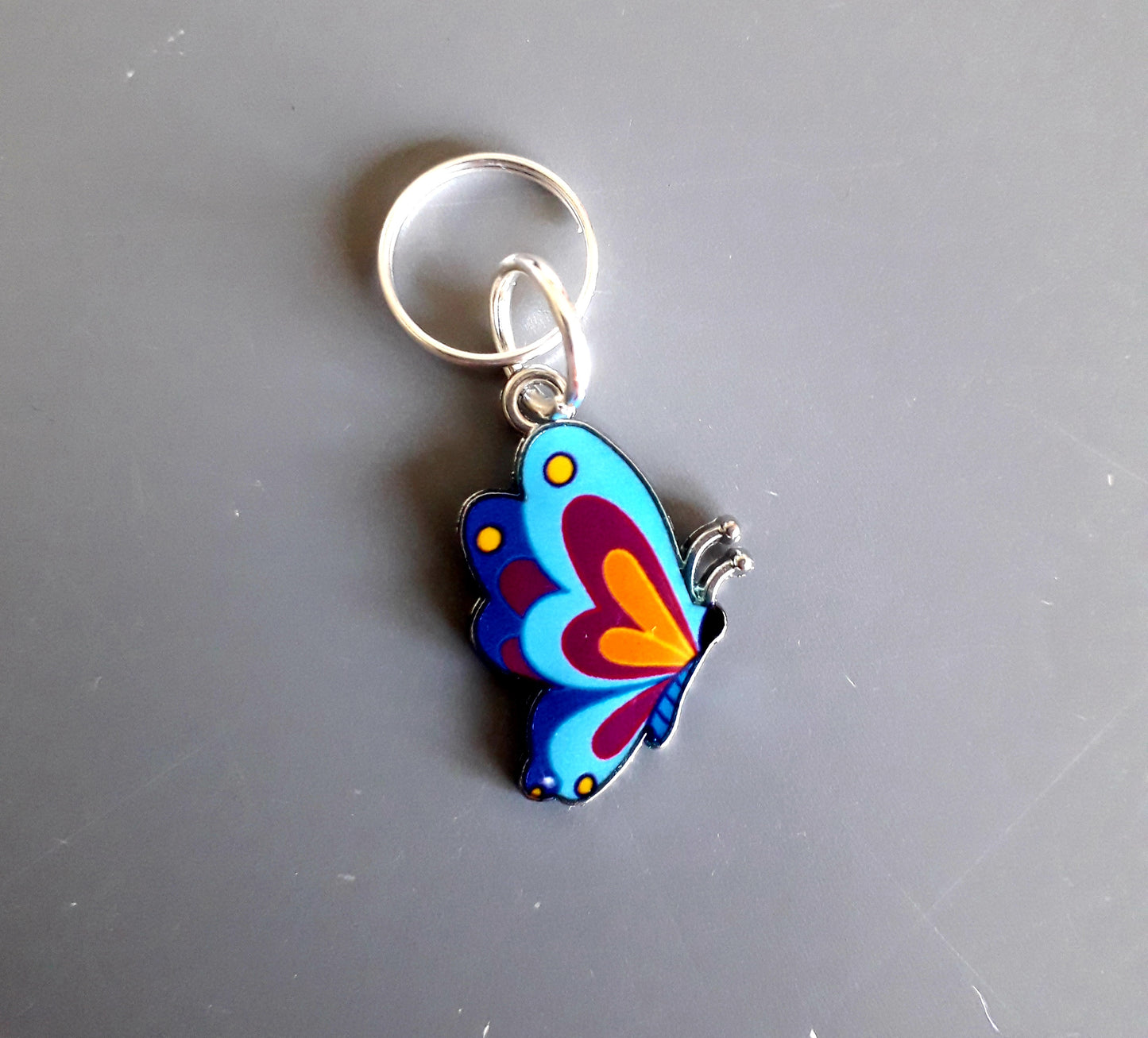 Butterfly stitch marker