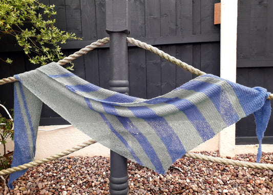 Easy asymmetrical shawl with stripes pattern pdf. Blacker yarns lace 