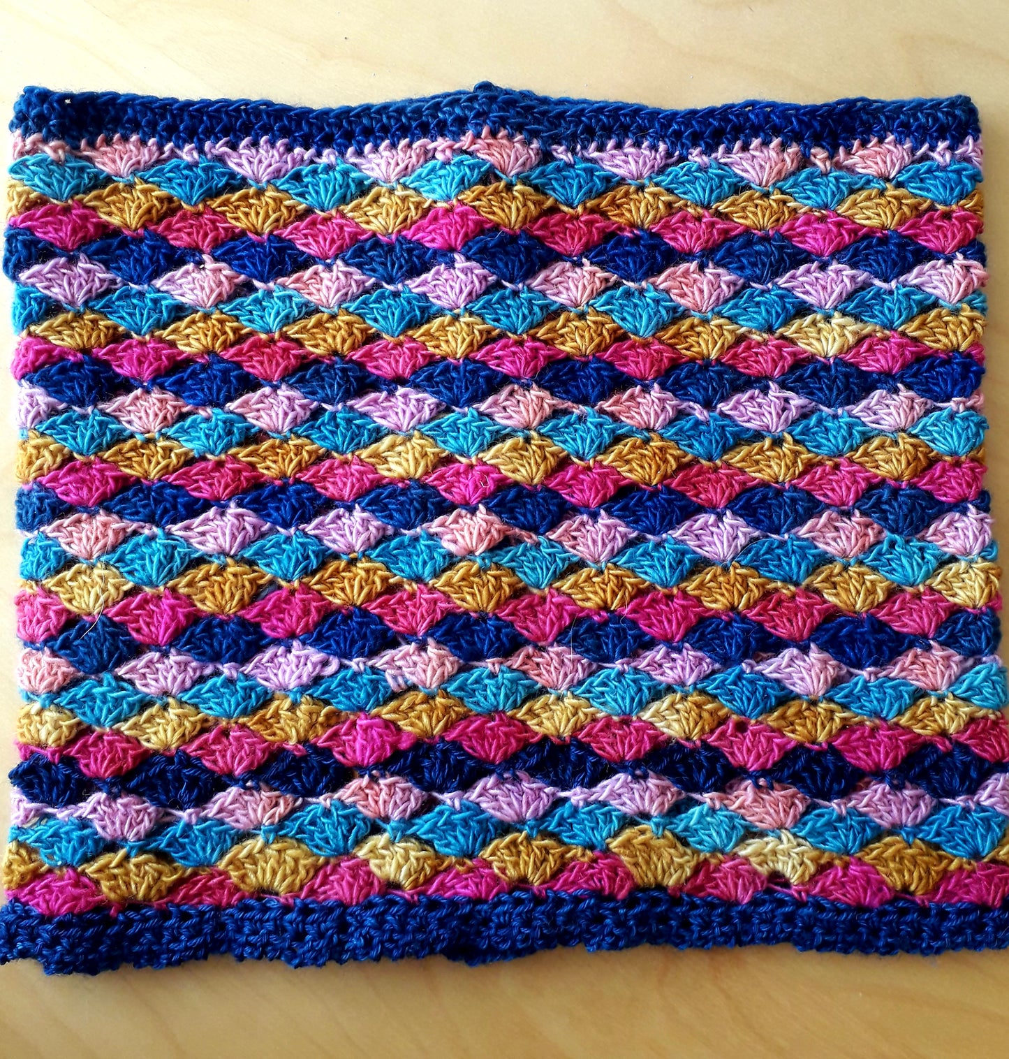 Shell Stitch Cowl Crochet Pattern using lacy shell stitch 
