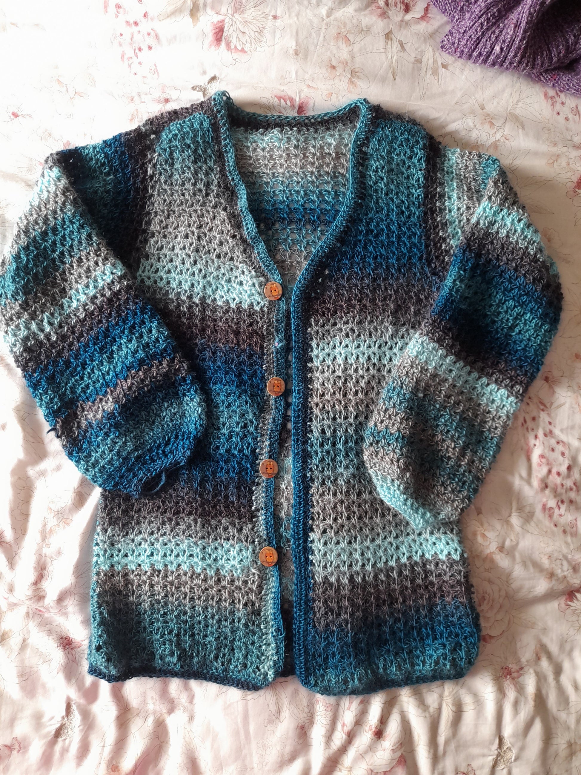 worsted crochet cardigan pattern. Aran cardigan patterns. 