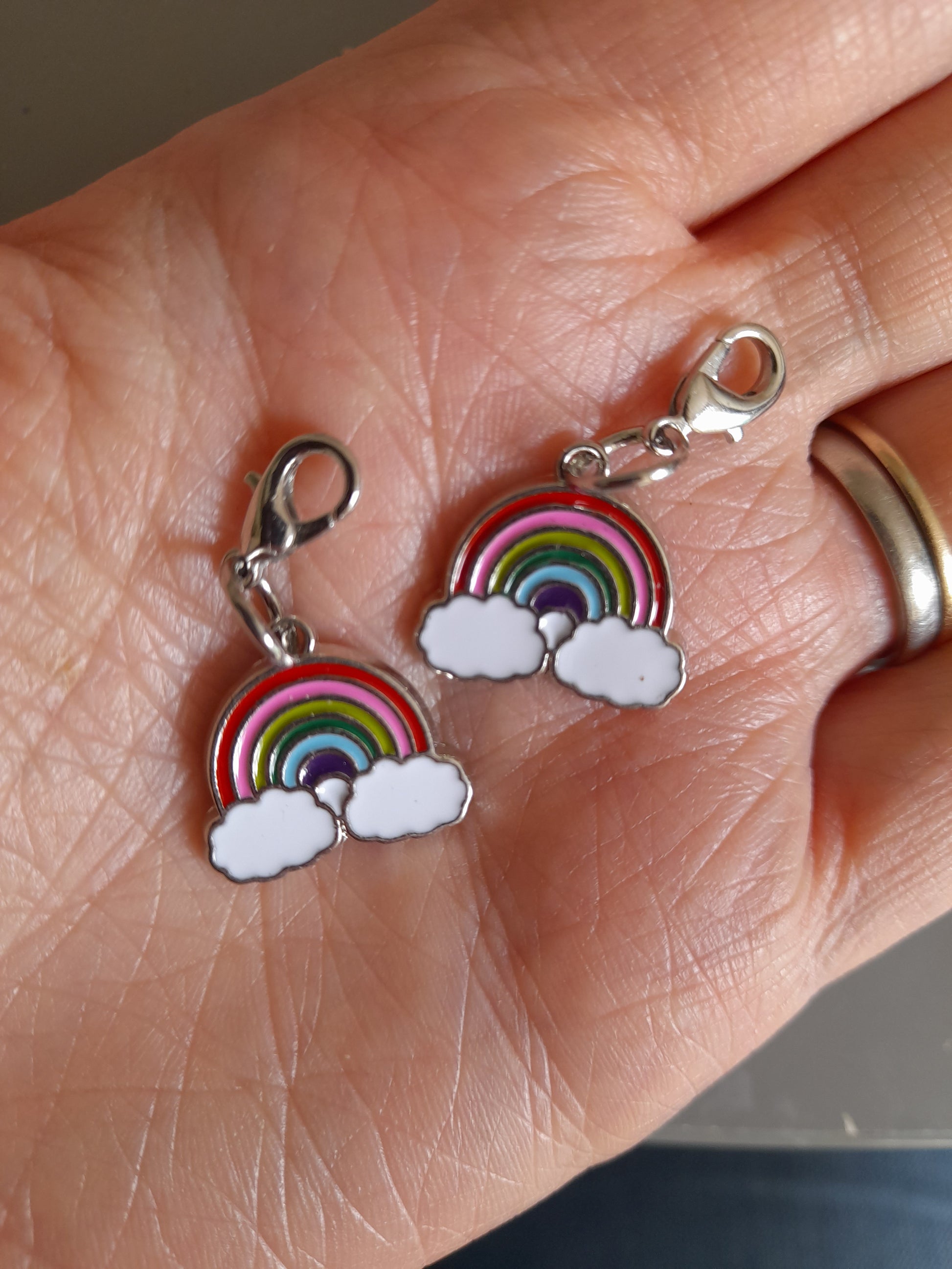 Rainbow stitch markers for knitting and crochet