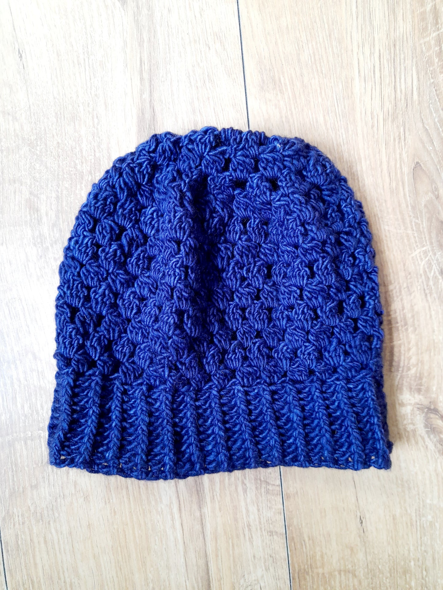 Easy granny cluster crochet beanie pattern 