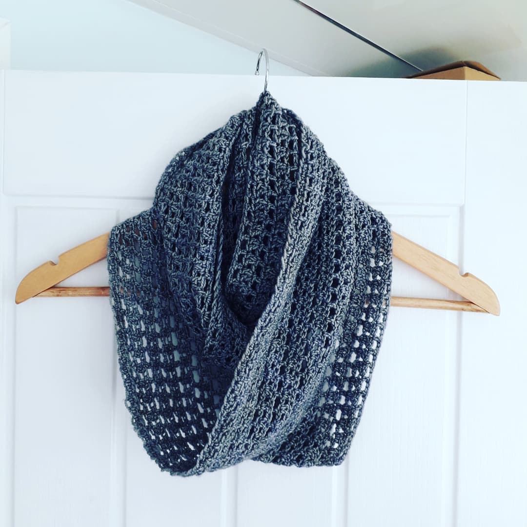 The Roma Cowl Printed Pattern