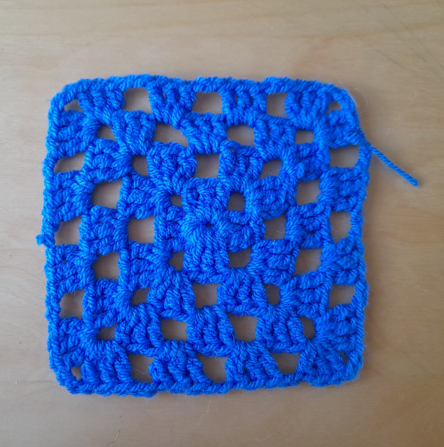 Granny square basic pattern with tutorial for beginners 