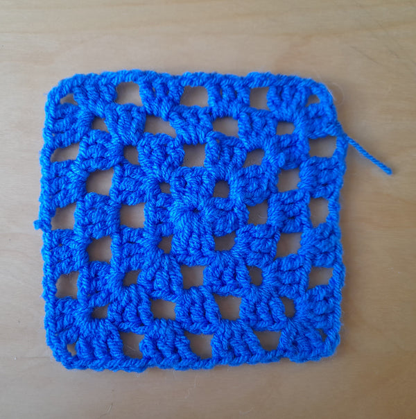 Basic granny square beginner pattern and tutorial
