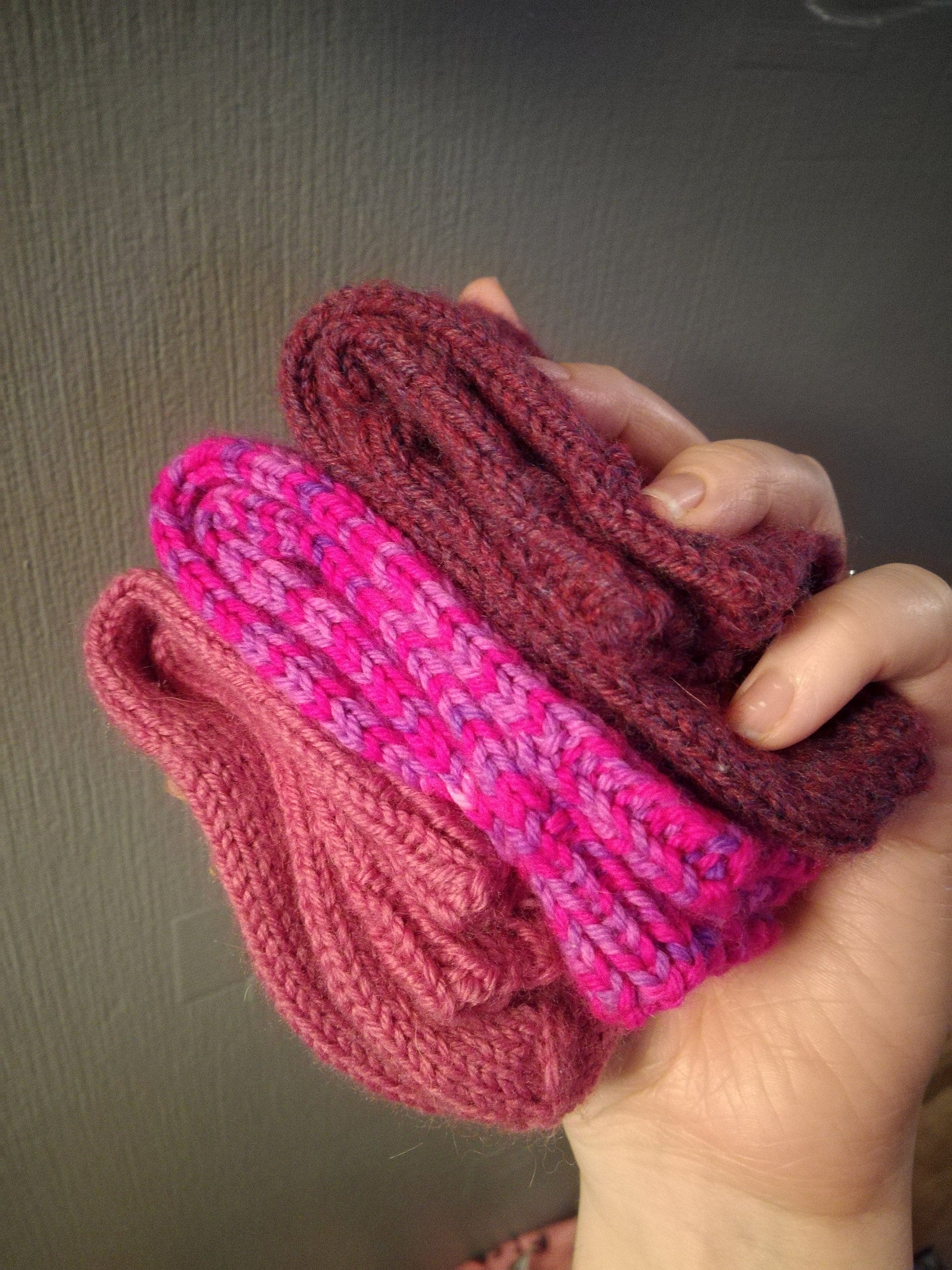 Easy kids sock knitting pattern PDF