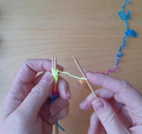 Knitting tutorials for beginners.